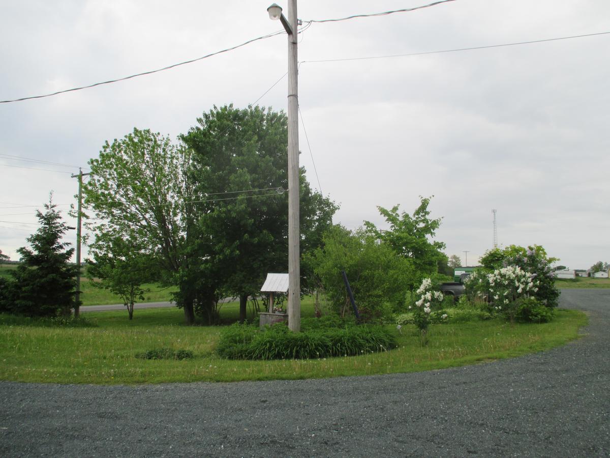 Gite Agricole Les Lilas Saint Wenceslas Buitenkant foto